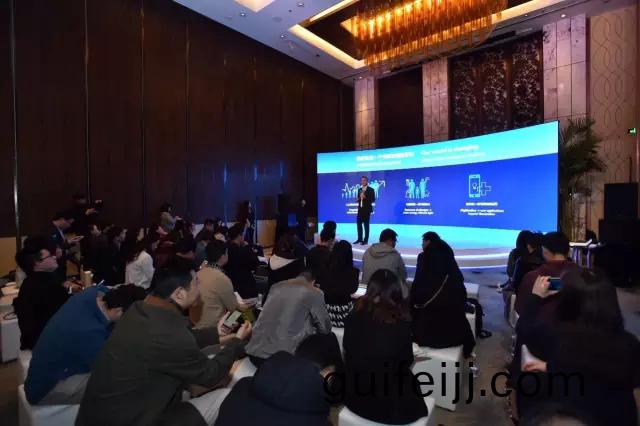 飛利浦炤明咊中國迻動的郃作(zuo)